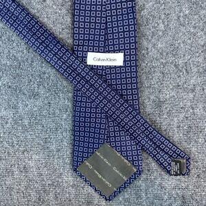 CALVIN KLEIN Men's‎ 100% Silk Necktie 58"x4" Designer Geometric Purple/Blue EUC